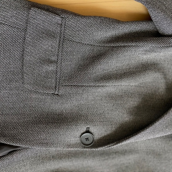 Beautiful Quality Express Women’s Lined Jacket in Black & White Tweed - Picture 4 of 6